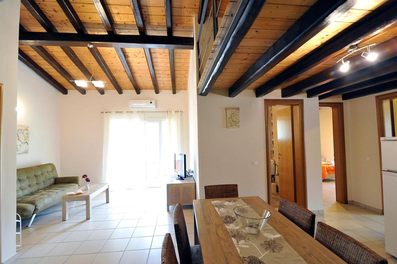 Agios Spyridon  Pyramid City Apartments חדר תמונה