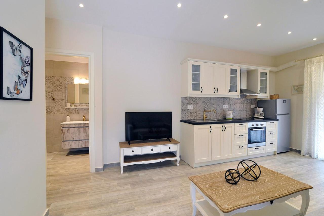 Agios Spyridon  Pyramid City Apartments מראה חיצוני תמונה
