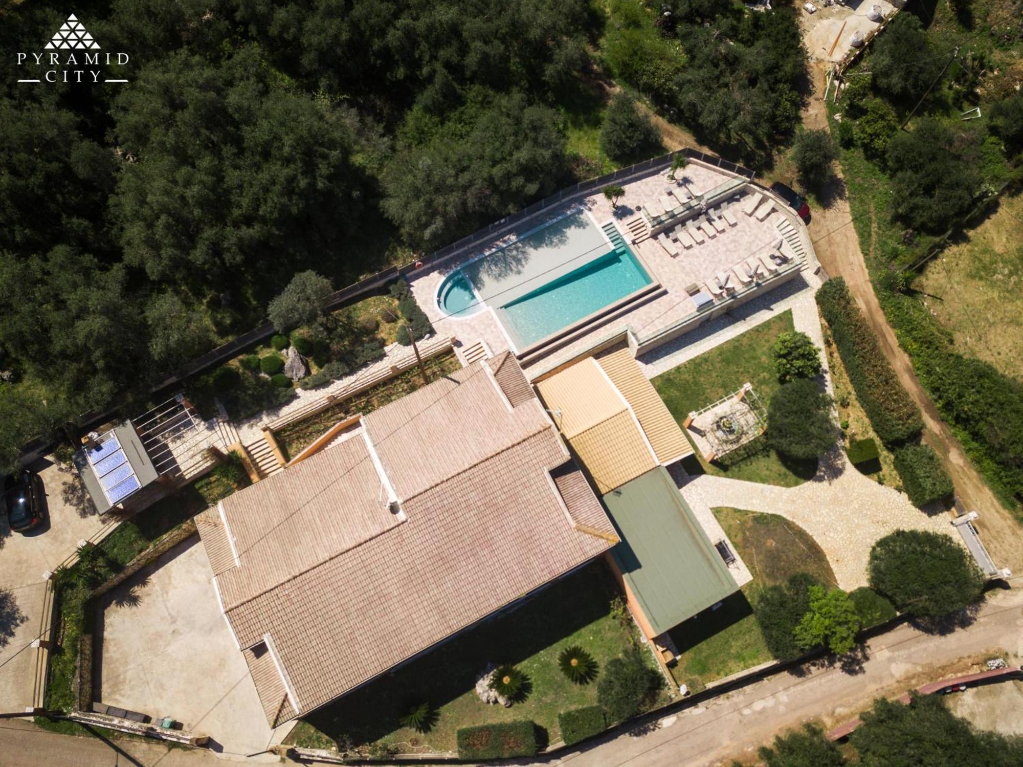 Agios Spyridon  Pyramid City Apartments מראה חיצוני תמונה
